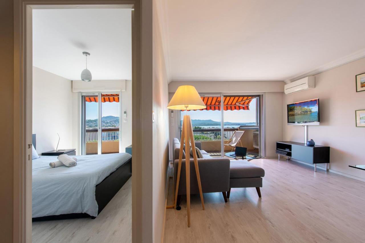 Le Cadet - Vue Panoramique Ville Et Baie De Sanary Sur Mer, Parking & Terrasse - 2 A 4 Pers Екстериор снимка