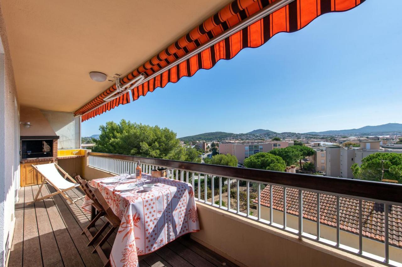 Le Cadet - Vue Panoramique Ville Et Baie De Sanary Sur Mer, Parking & Terrasse - 2 A 4 Pers Екстериор снимка